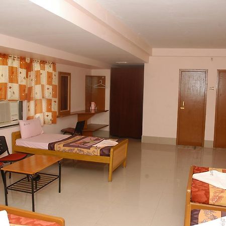 Hotel Athityaa Kumbakonam Dış mekan fotoğraf