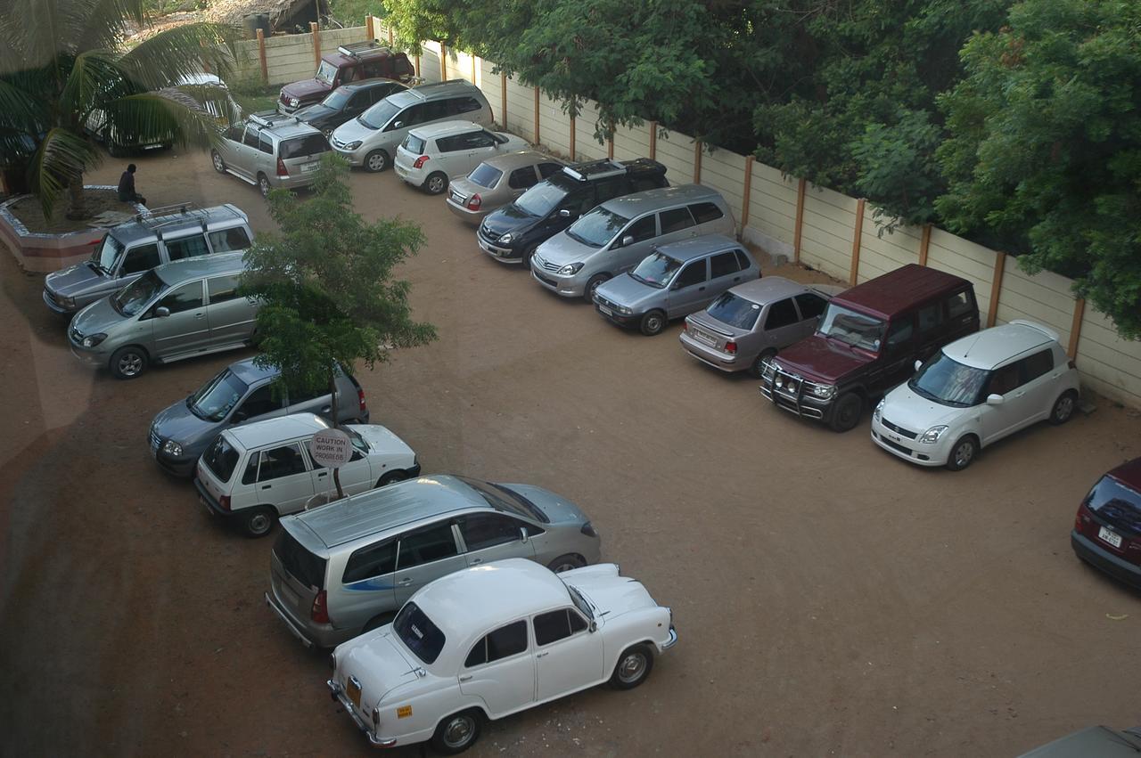 Hotel Athityaa Kumbakonam Dış mekan fotoğraf