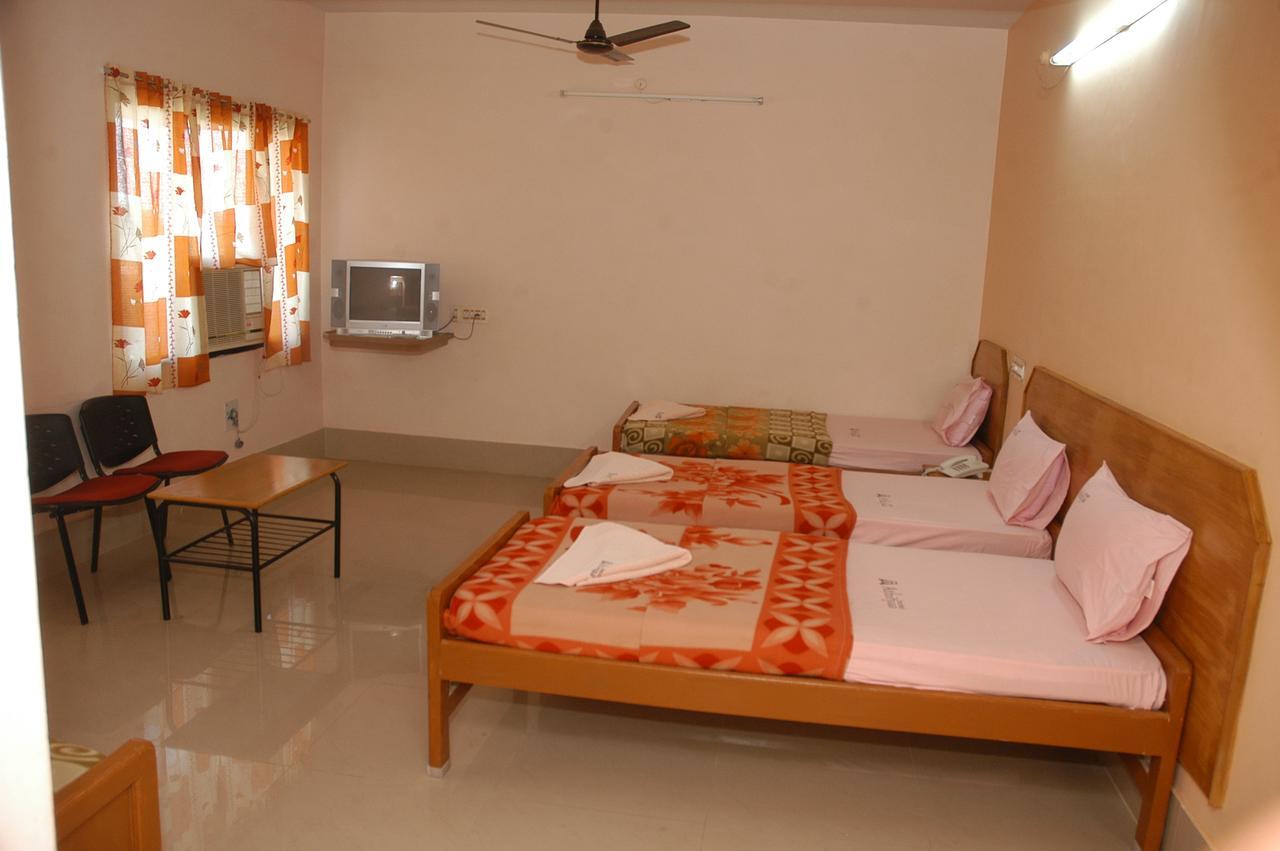 Hotel Athityaa Kumbakonam Dış mekan fotoğraf