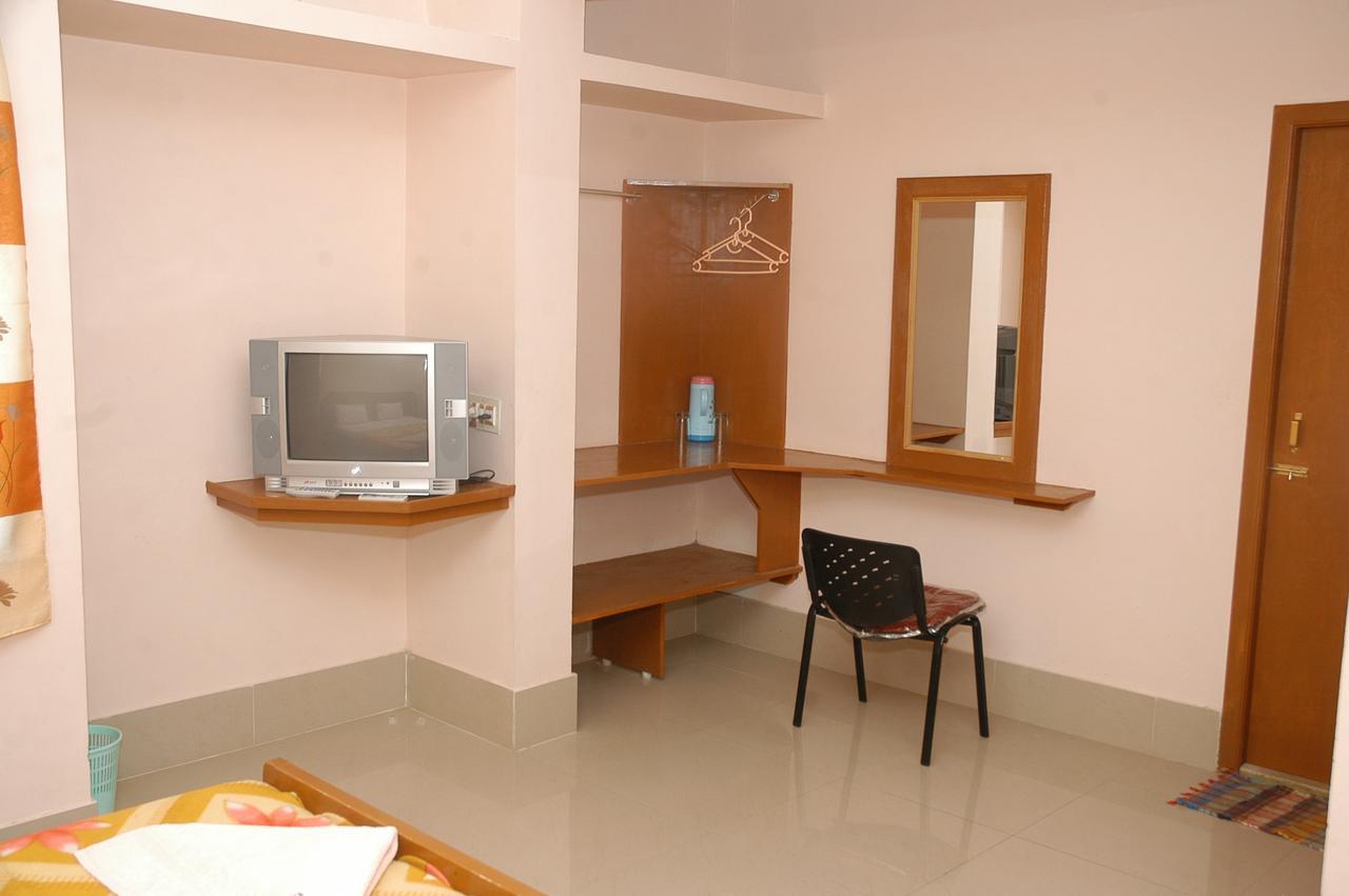 Hotel Athityaa Kumbakonam Dış mekan fotoğraf