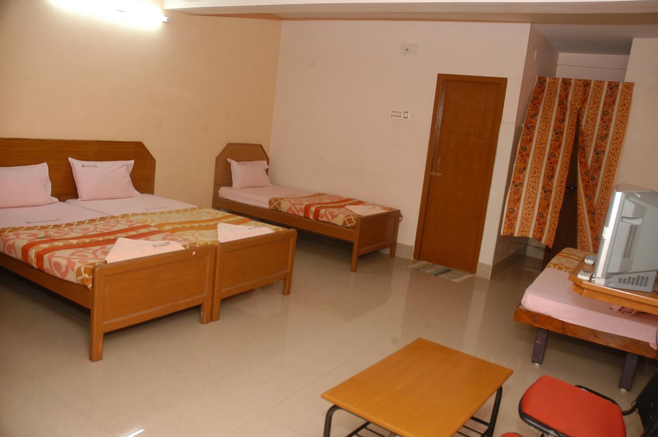 Hotel Athityaa Kumbakonam Dış mekan fotoğraf